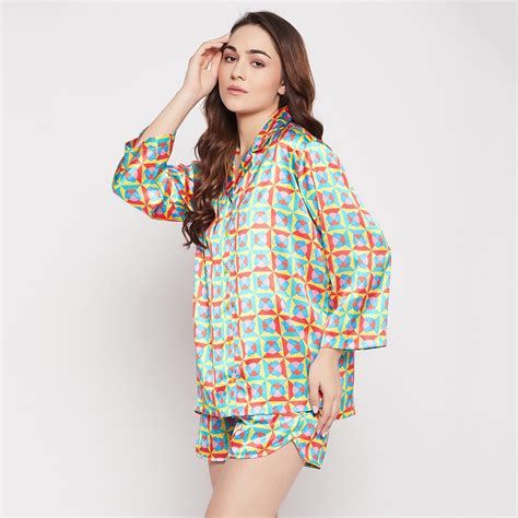 clovia nightwear